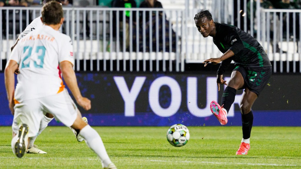 One Knoxville SC acquires forward Braudilio Rodrigues on loan from Lexington SC.