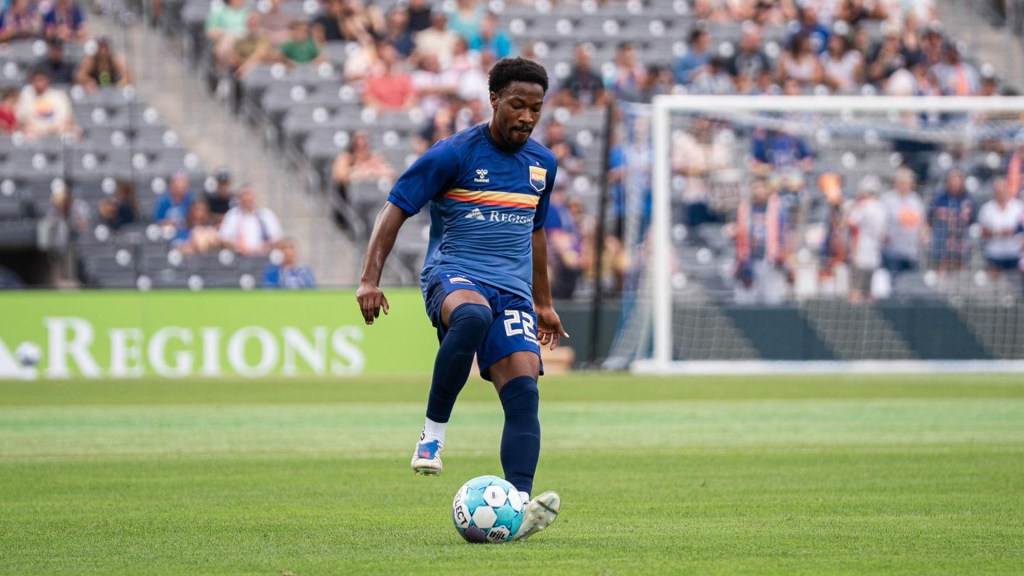 One Knoxville SC was dominant in a 2-0 victory over Greenville Triumph SC on Friday night at Covenant Health Park.