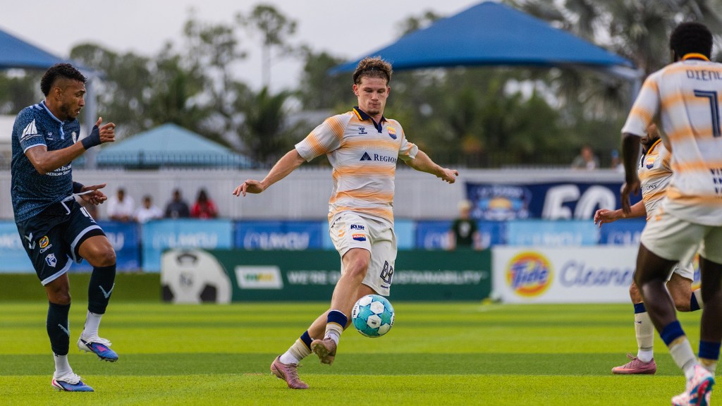 One Knoxville SC takes the top spot in the USL League One table with a 3-0 win at FC Naples on Saturday.