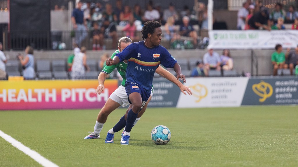 A late header from Nico Rosamilia sees One Knoxville SC earn a 1-1 draw on the road against Greenville Triumph SC.